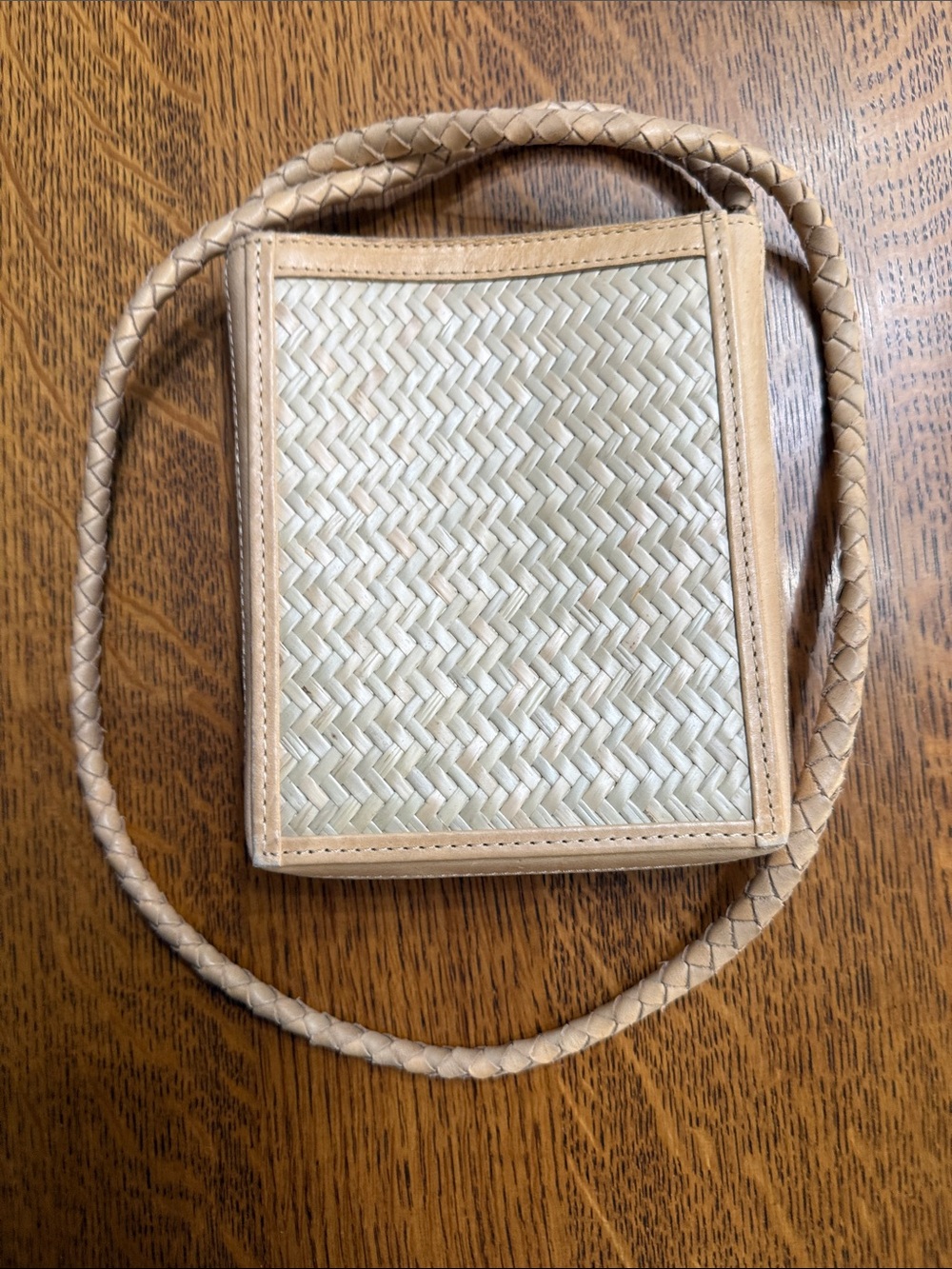Bembien Rattan & Leather Crossbody Magnetic Clasp Inside Pocket Like New